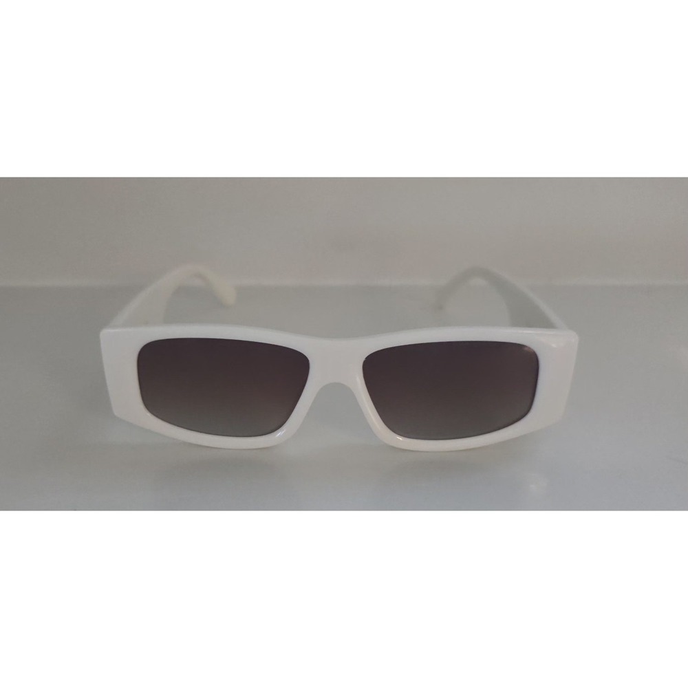 White Cat Eye Sunglasses With Gold‎ Accent